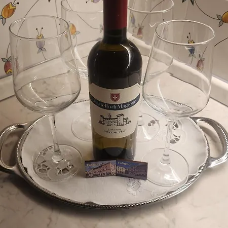 Locazione Turistica Via Palestro * فولينيو